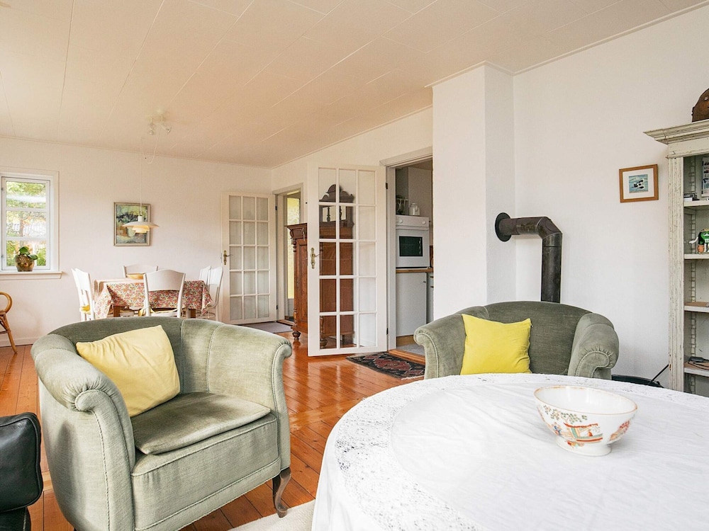 6 Person Holiday Home in Albaek