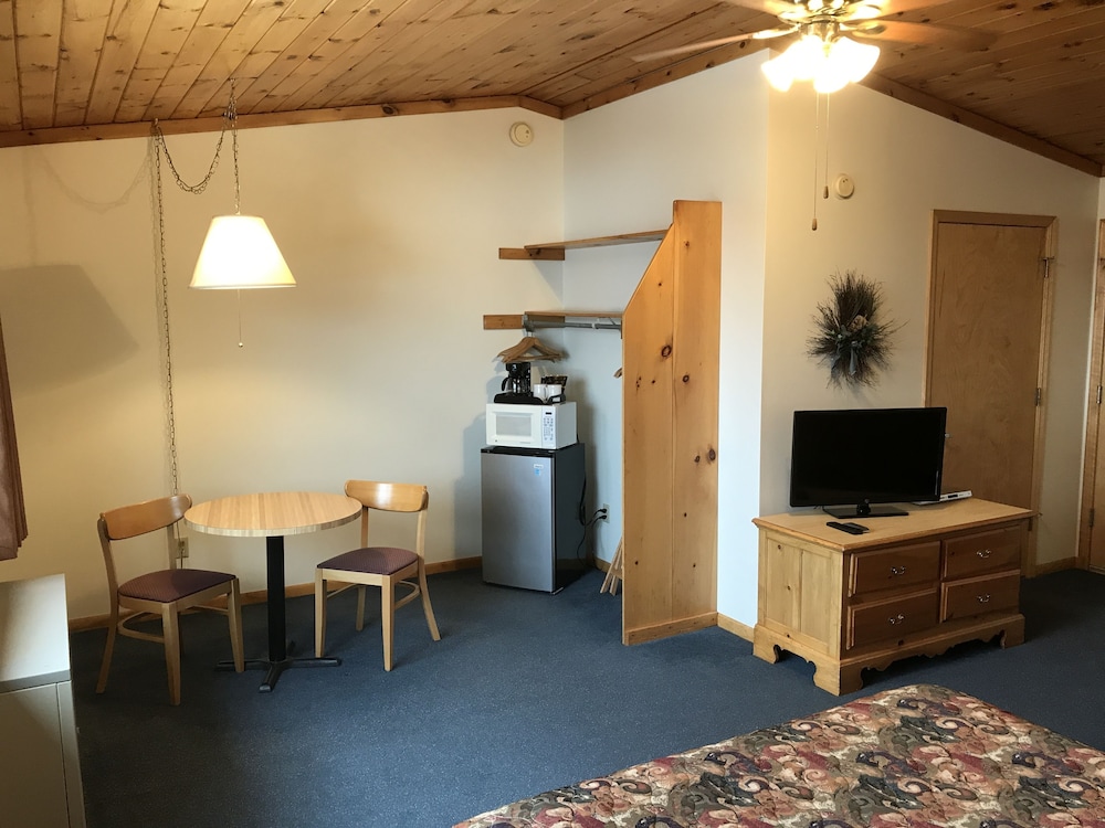 Superior Ridge Resort Motel