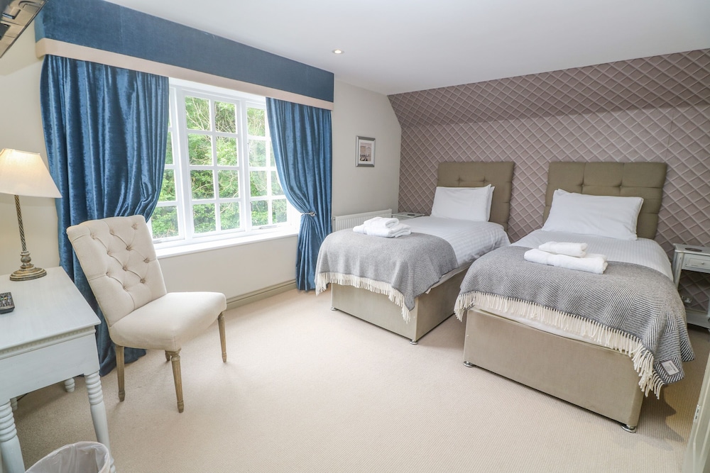 Bodmin Country House
