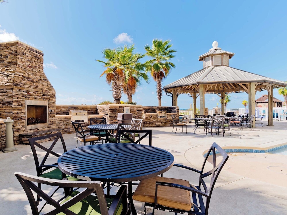 Escapes to the Shores #902 by Southern Vacation Rentals