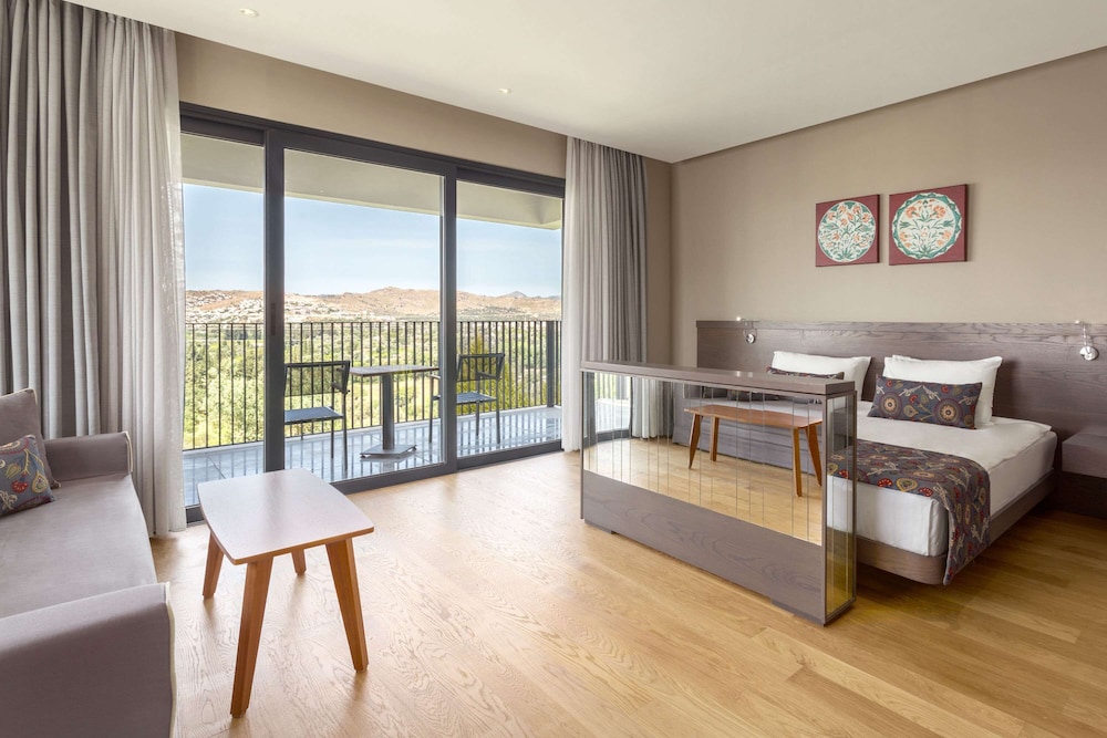 Ramada Resort by Wyndham Bodrum - Image 42