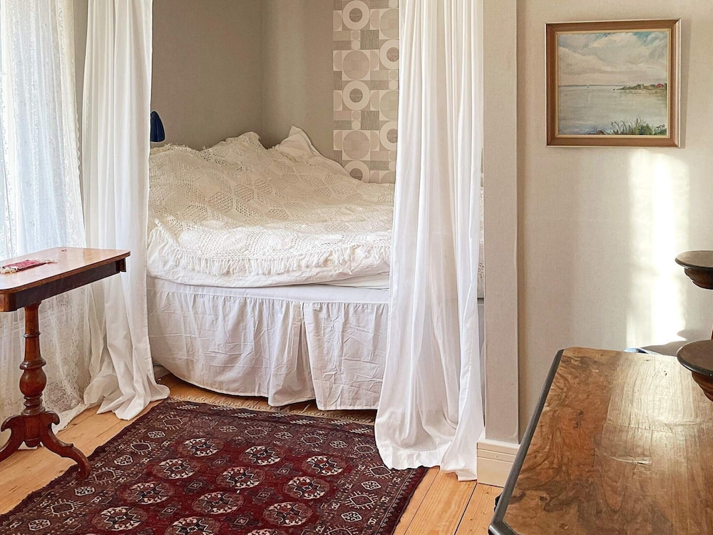 Idyllic Family Retreat Close to the Sea view 3