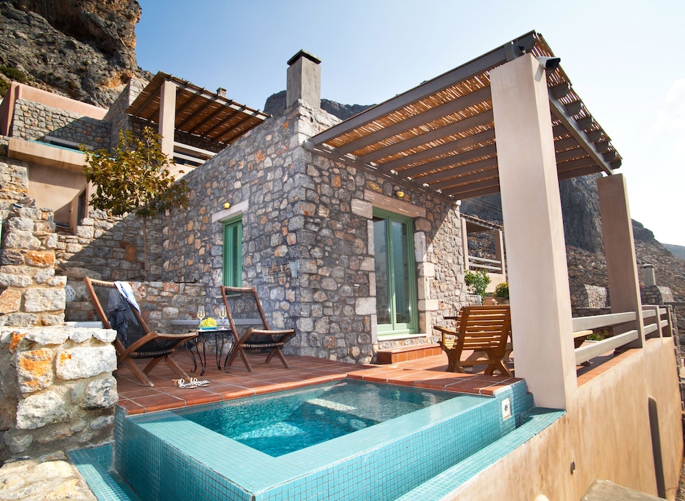 Petra Boutique Homes