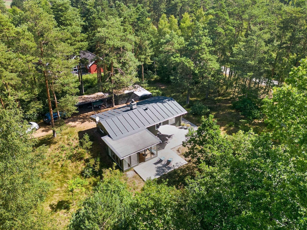 5 Star Holiday Home in Aakirkeby