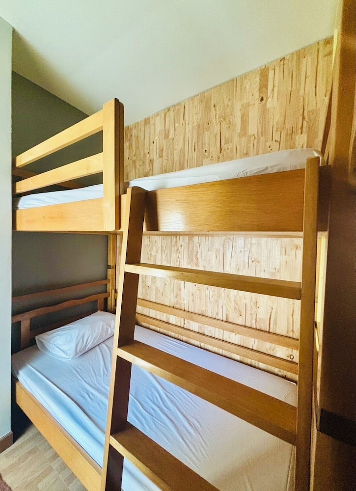 The Lodge BKK Hostel