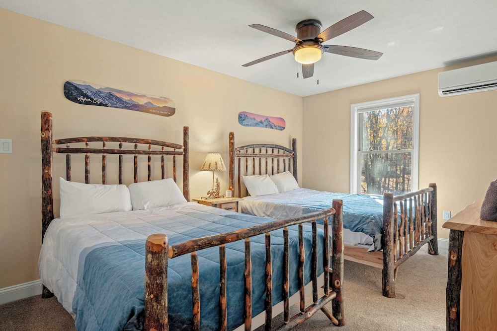 Stephen Way by Avantstay Hot Tub + Game Room Albrightsville