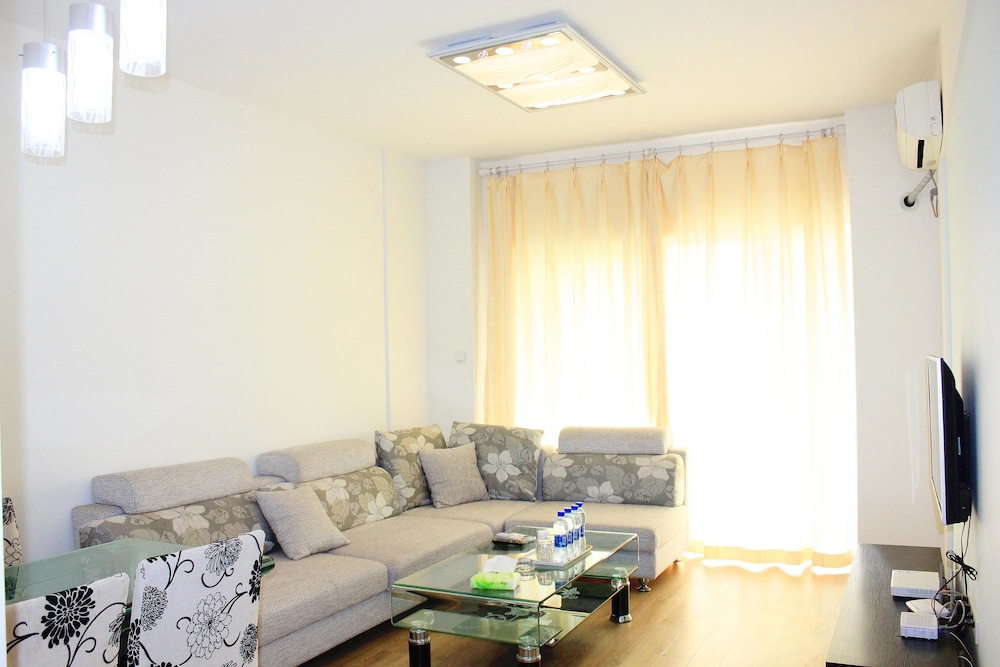 Chengdu Ejia Hotel Yingbin Avenue Branch