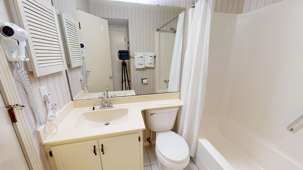 Beach Racquet by Tybee Vacation Rentals