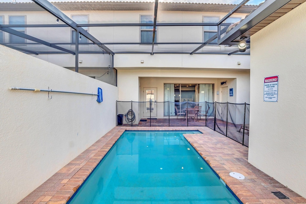 2027 MD - Windsor Westside Tranquil Haven