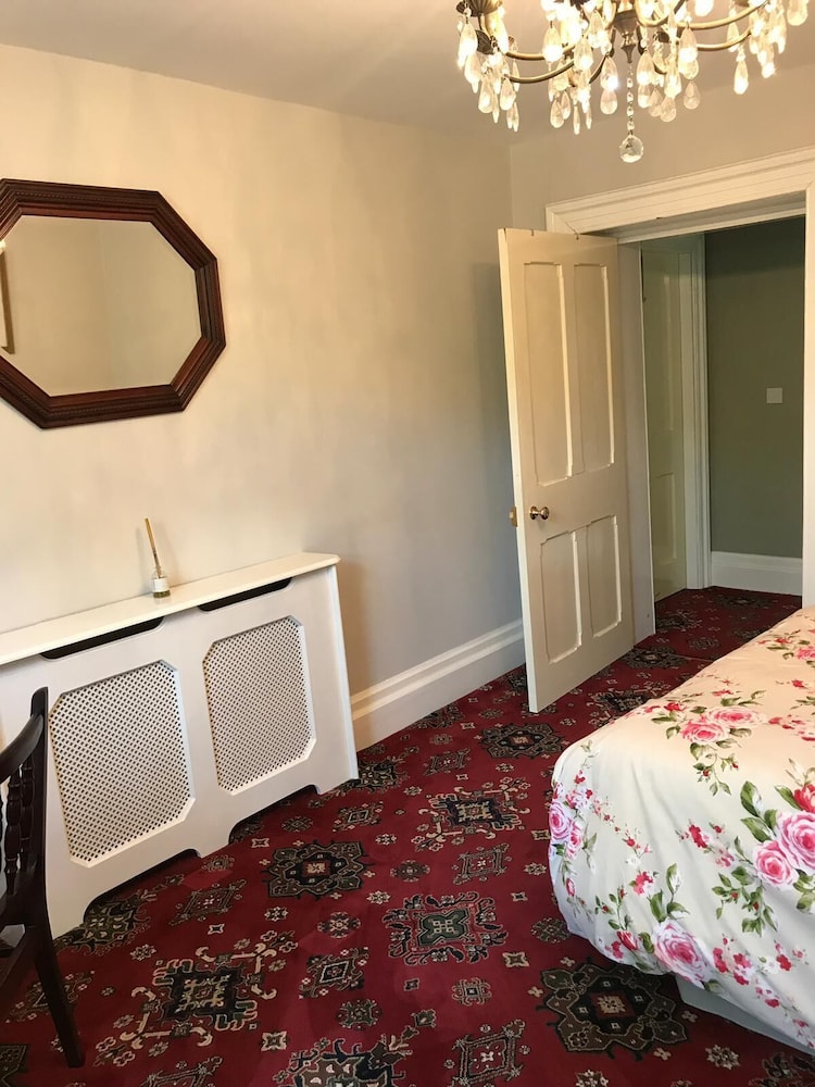 Beautiful Garden Double Room With Private Access view 2