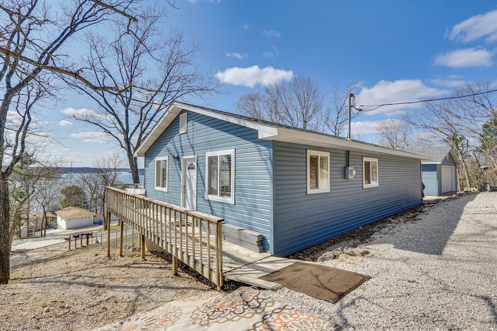 3 Mi to the Lake: Rocky Mount Home w/ Water Views!
