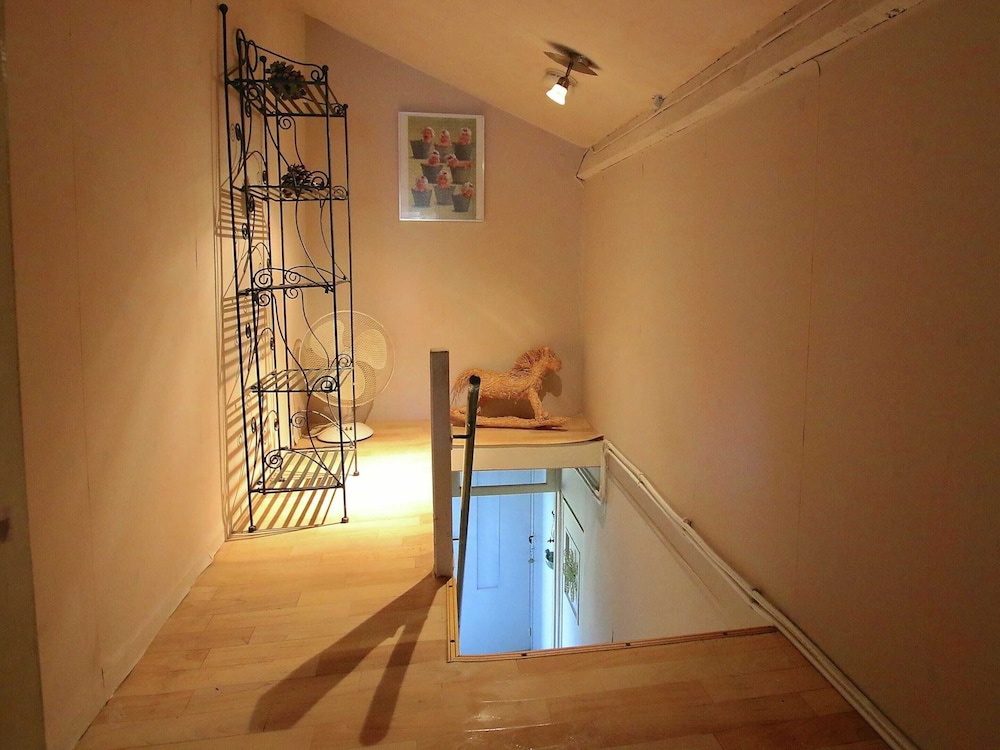 Photo 28