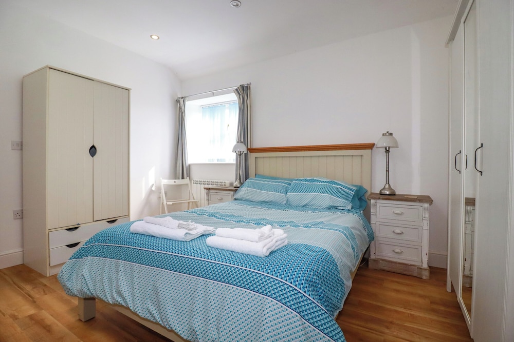 Lighthouse Cottage