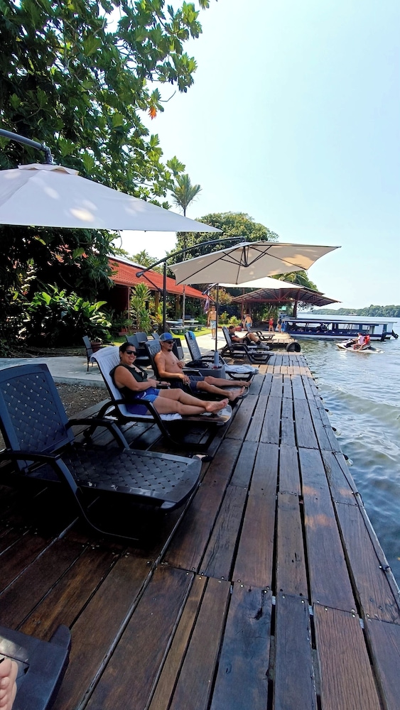 Valverde Glamping & Ecolodge