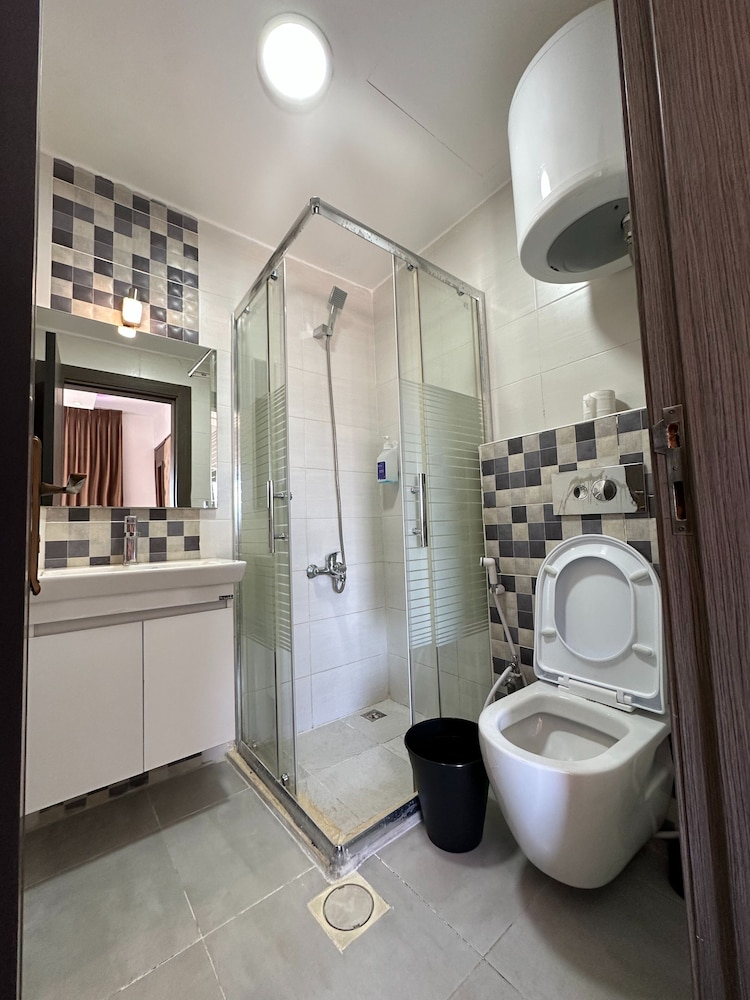 Charming Amman Apartment With Electric Heating & Pool Access