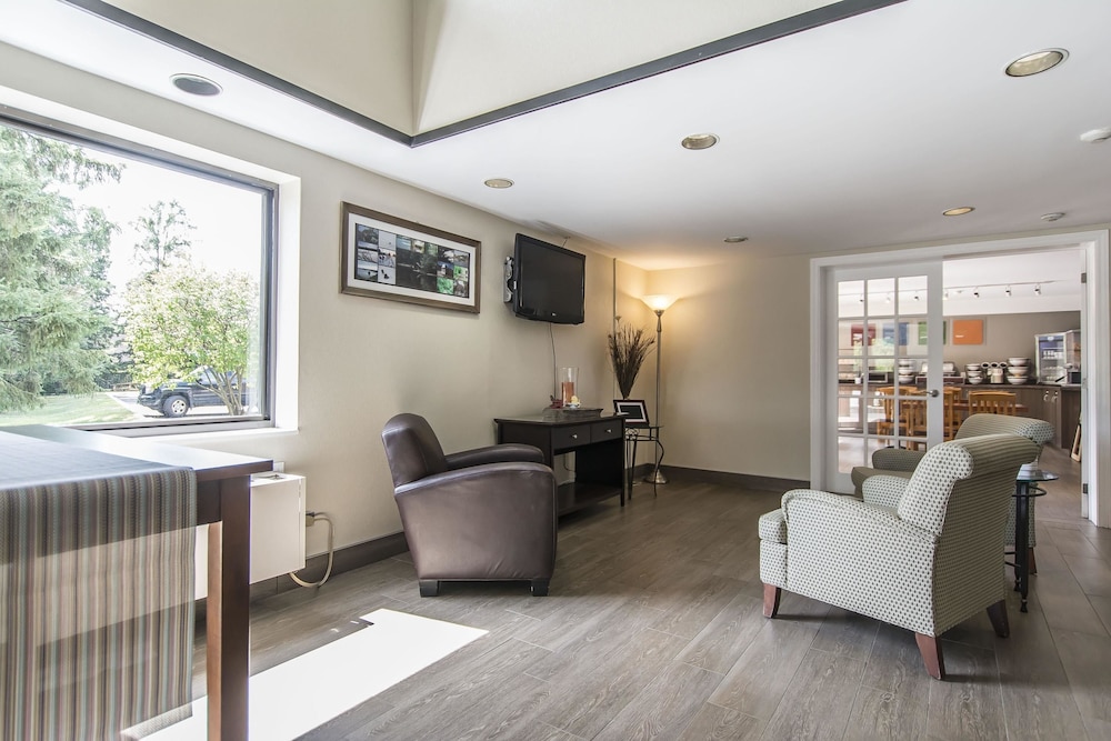 Huntsville Vacations - Comfort Inn - Property Image 5