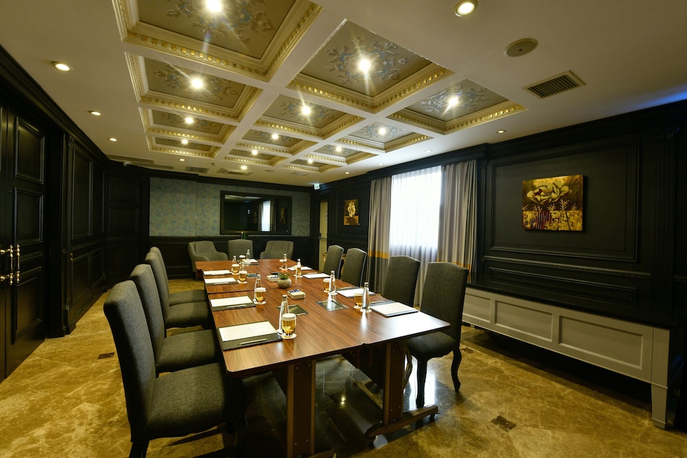 Crowne Plaza İstanbul - Eski Şehir by IHG - Image 65