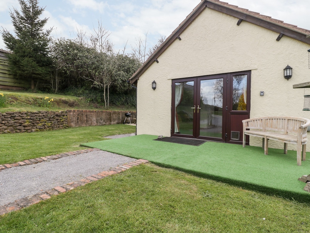 Walnut Cottage