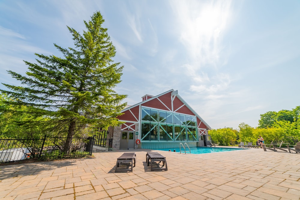 Horseshoe Valley Suites - The Elm