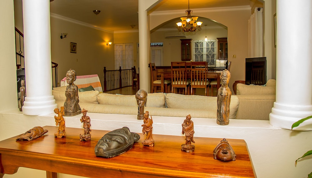 3 bdrm Town House at Runaway Bay