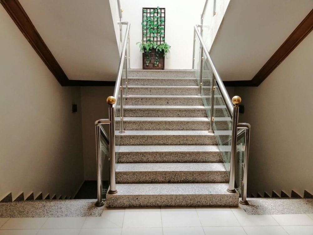 Sahat Al Bondoqia Furnished Apartments