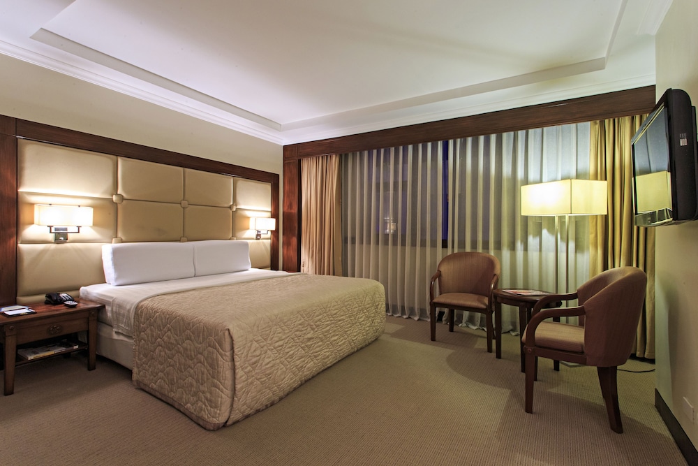 Cebu Vacations - Cebu Parklane International Hotel - Property Image 32