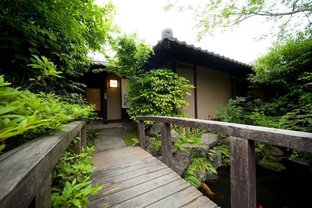 Ryotei Tanokura 52