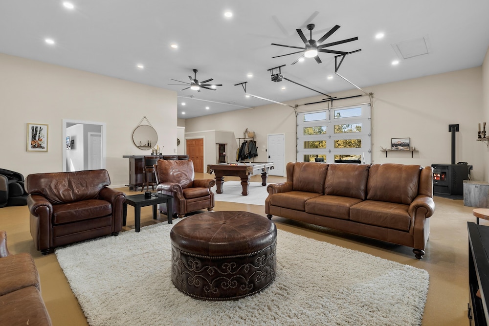 Tumalo Ranch 4 Bedroom Home
