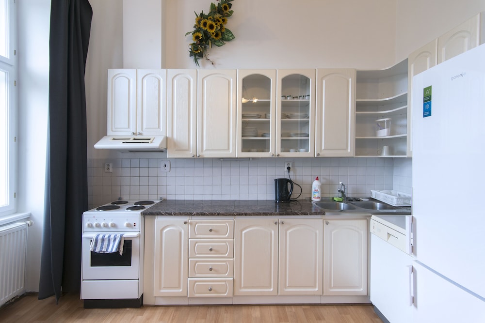 Central 3 Bedroom Home near National Museum
