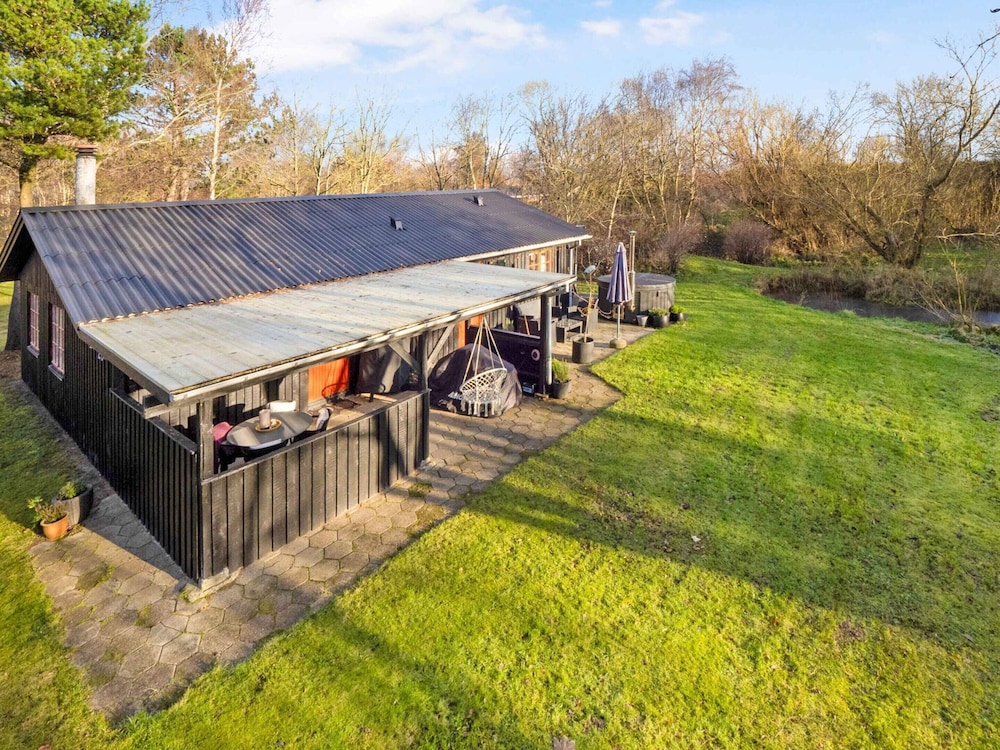 5 Star Holiday Home in Thyholm