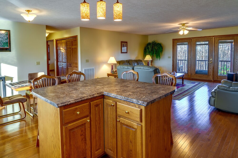 Byrdstown Apartment < 4 Mi to Dale Hollow Lake! view 3