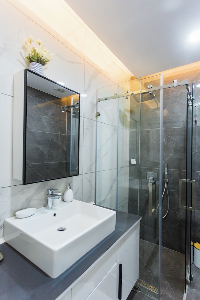 Accra Luxury Apartments at Kass