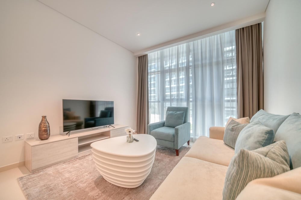 Prestigious 1BR Escape at The Palm