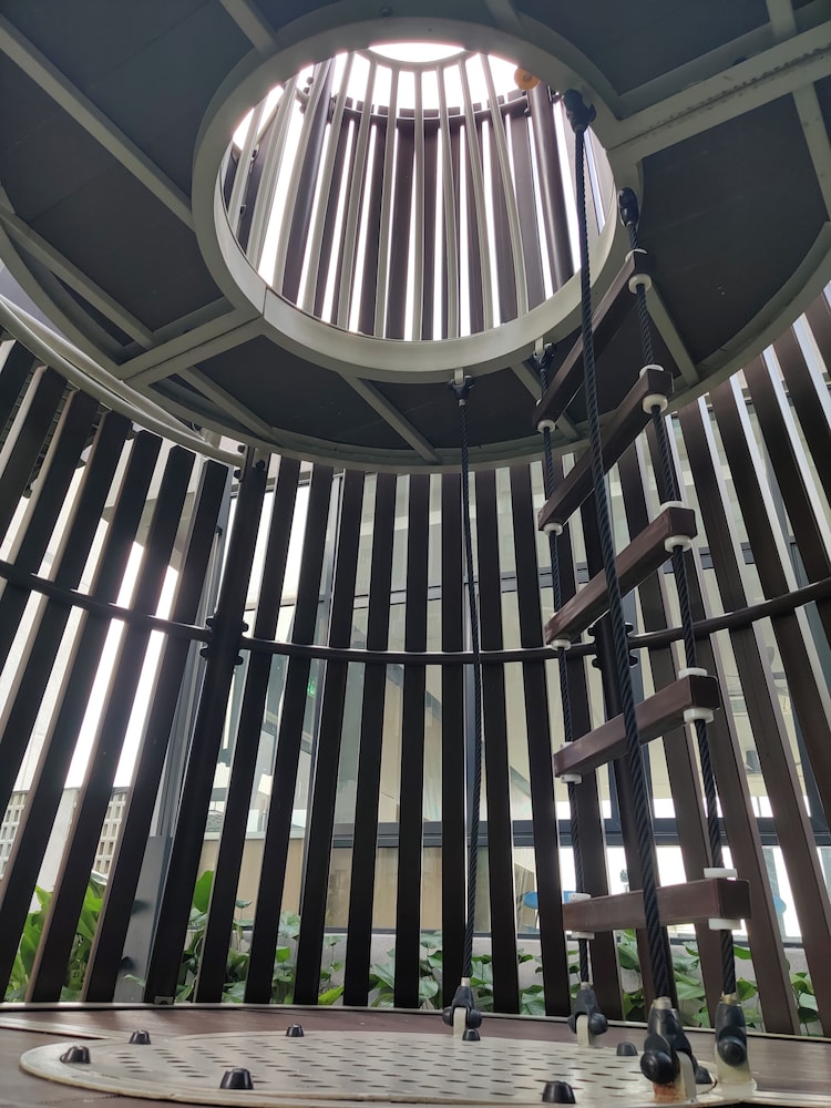 Parkview Botanical Suites