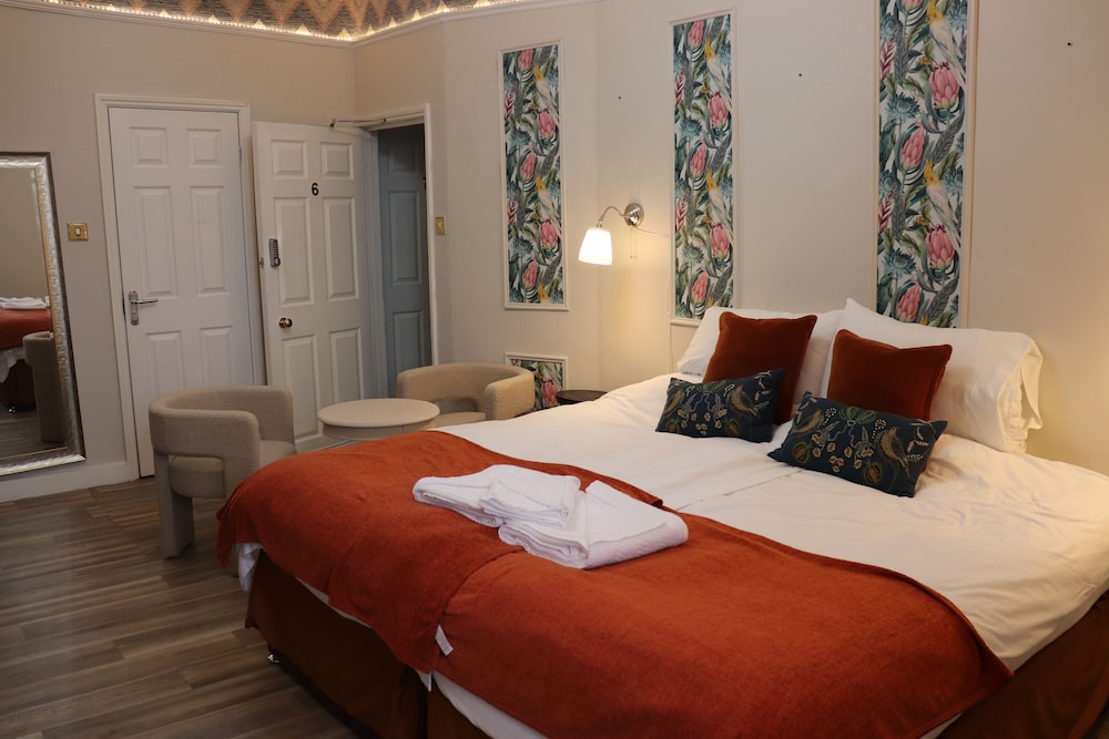 Rooms on The Prom
