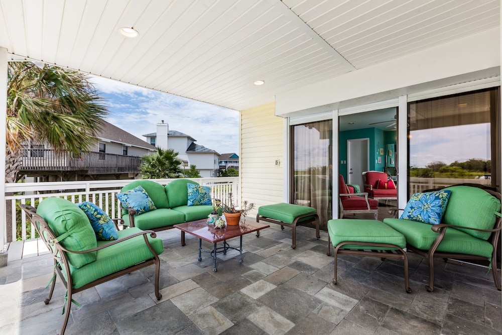 Luna Mar by Ryson Vacation Rentals