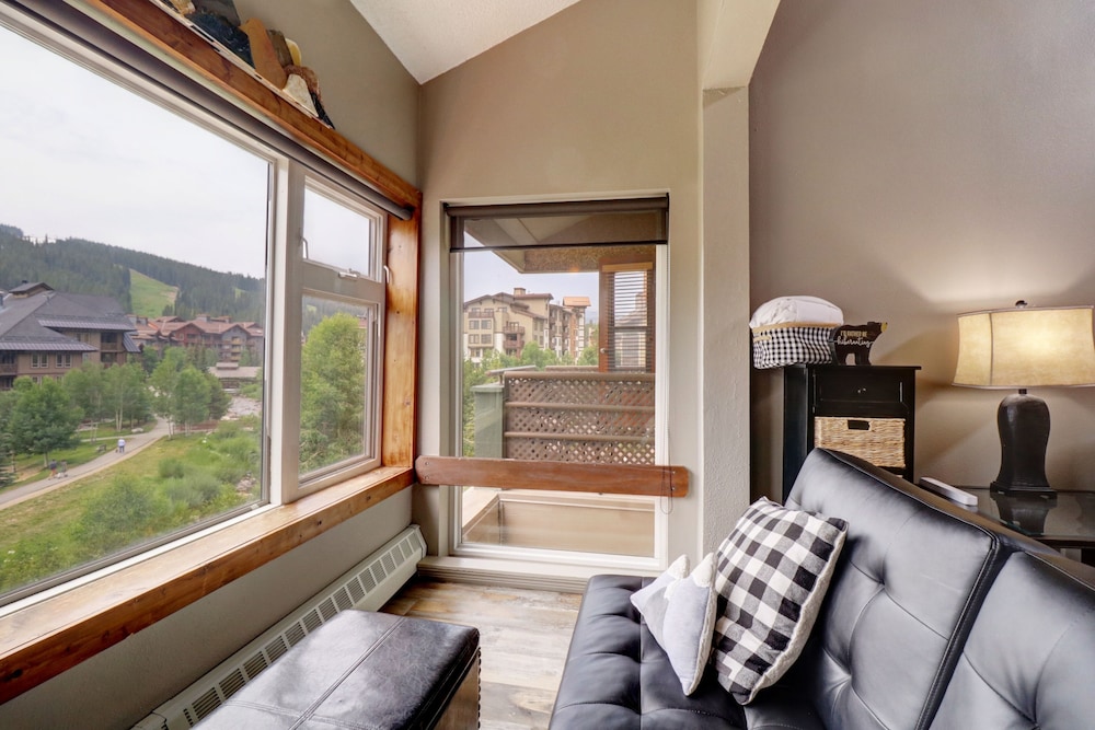 SkyRun Copper Mountain Resort Vacation Lodging