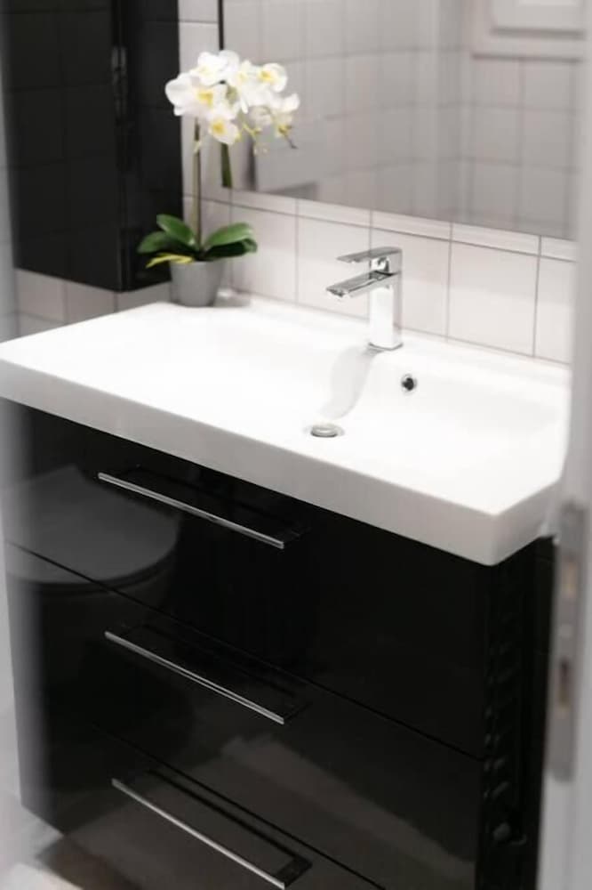 Luxury 3 by OTOTO