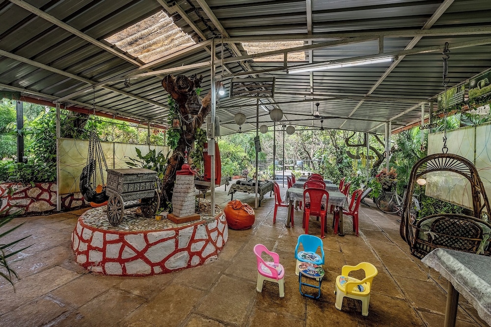 CosmicStays Windchime Homestay at Mulshi
