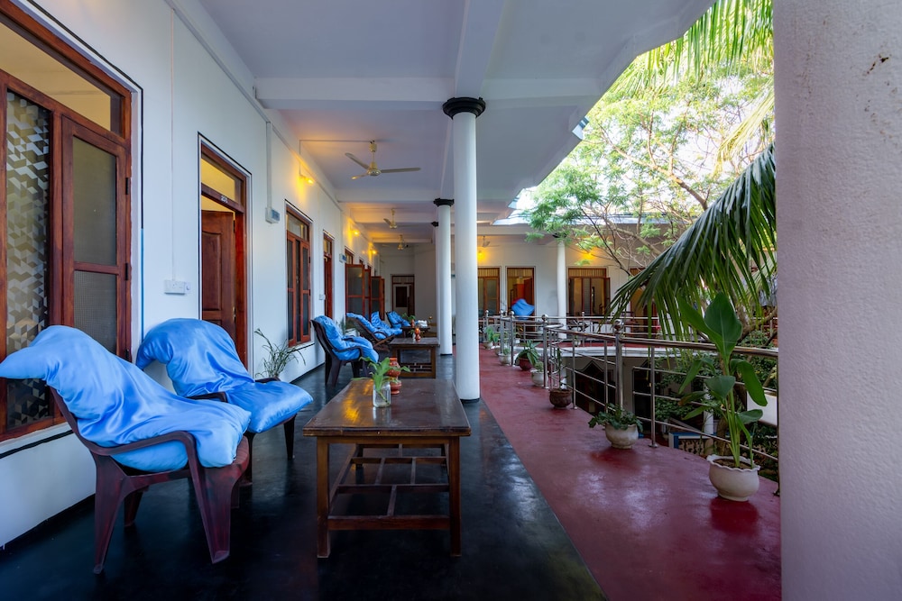 Arugambay Resort view 2