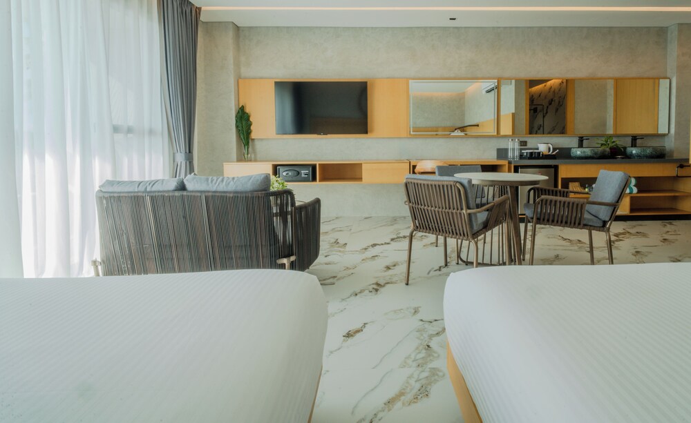 The Hotel Elizabeth Resort and Villas