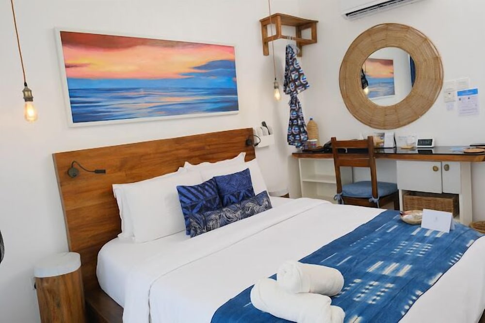 Rosh Beach Resort