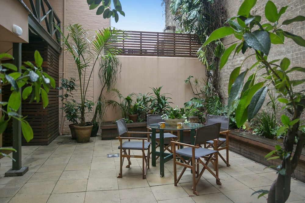 Family Terrace Home Close to Oxford Street