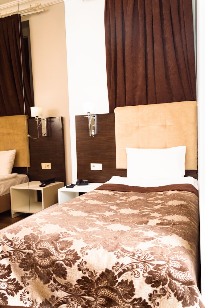 Şehir Merkezi Oteli Taksim - Image 24