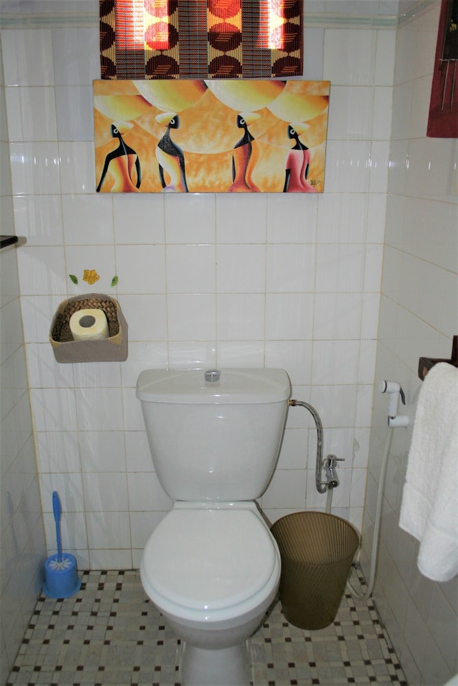 Photo 33