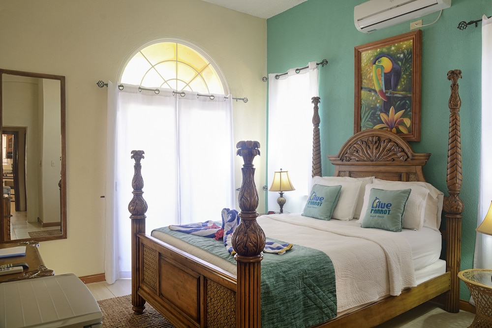 Blue Parrot Beach House