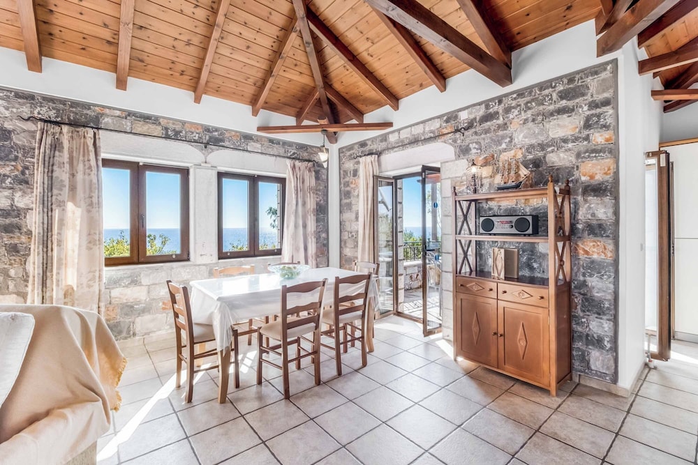 Villa Mulberry