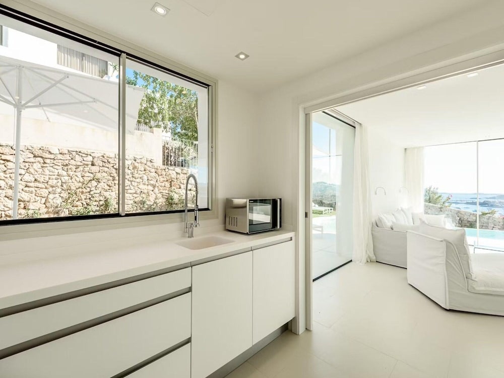 Charming Villa in Delightful Gateway