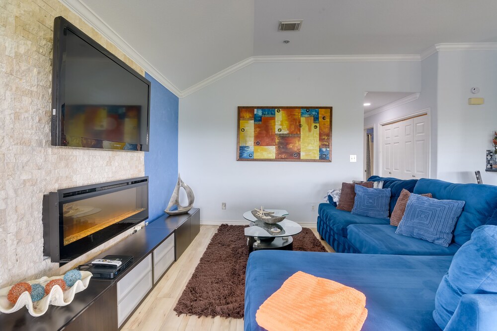 Furnished Patio & Deck: Galveston Escape! view 5