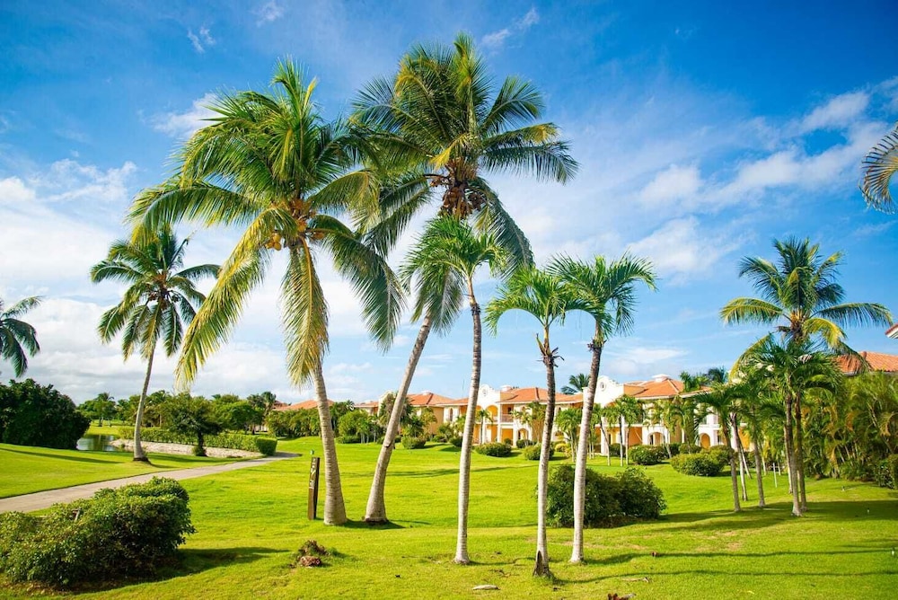 Cozy apartment at Cocotal Golf Suites
